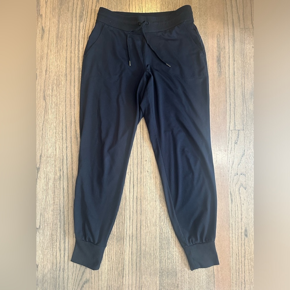 Athleta Black Joggers-Size XS
